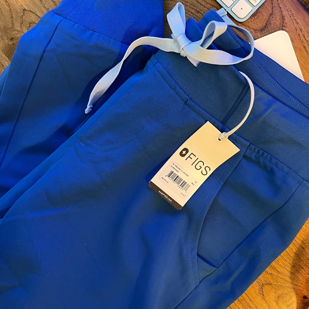 NWT Royal blue Zamora joggers figs scrubs